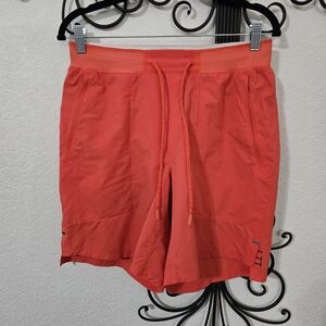LULULEMON License To‎ Train Shorts | M